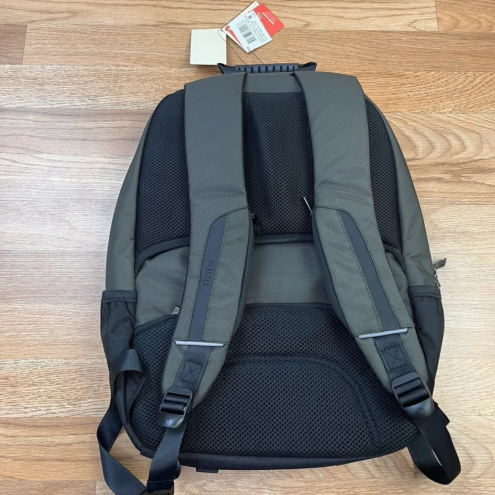 Totto Morral Backpack Tablet Pocket Laptop Pocket Suitcase Strap Olive Green NEW